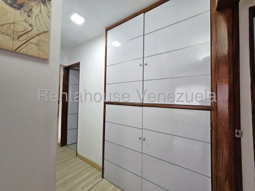 Jean Pavon Tiene Bello Apartamento En Alquiler En El Este De Barquisimeto Lara 8 7 0 9