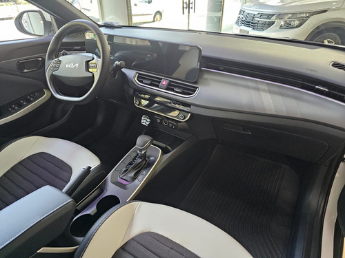 Kia K3 Cross 1.6 Gt Line At