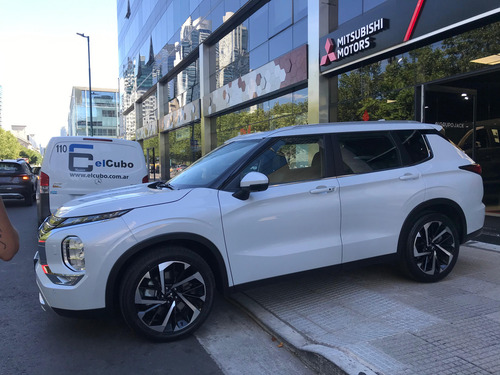 Mitsubishi Outlander 2.5 Gls At Full
