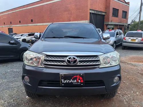 Toyota Fortuner 2.7l 4x2