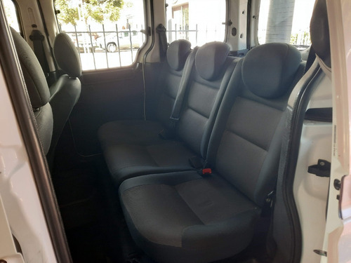 Imagen 9 de 10 de Peugeot Partner Patagonica Vtc Plus 1.6 Hdi 92 2013