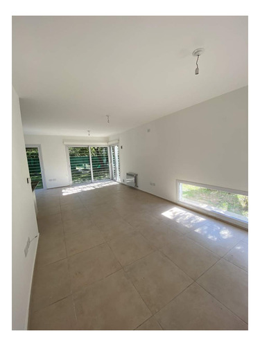 Imagen 7 de 16 de Casa En Housing De Villa Allende Golf!