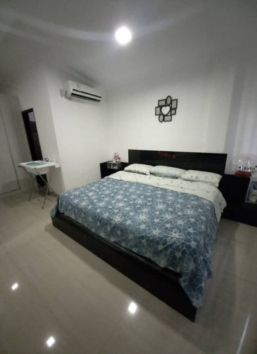 Imagen 5 de 12 de Casa Moderna Jardín Mañongo Naguanagua Jc-lp