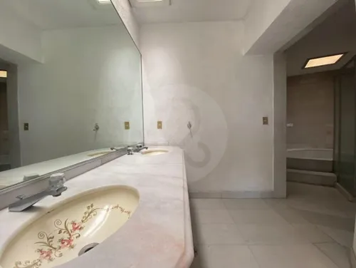 Casa En Venta En Lomas De Tecamachalco
