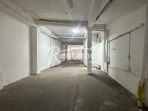 Bodega En Arriendo En Mayoritaria. Cod A775887