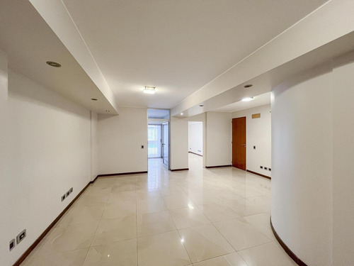 Imagen 5 de 21 de Oficina O Local Comercial Ideal Profesionales O Estudios En Barrio Martin