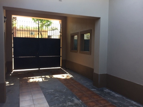 Imagen 8 de 14 de Venta Casa 3 Dormitorios En Zona Centro