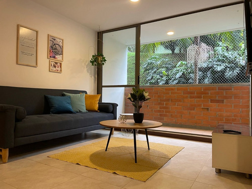 Vendo Apartamento En Envigado, Alto De Las Flores, En Baressi