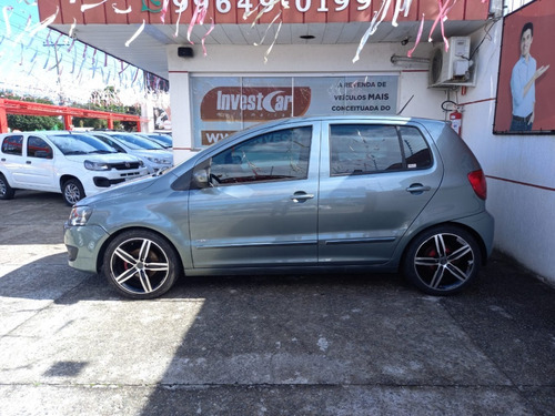 Imagem 8 de 10 de Volkswagen Fox Mi 1.0