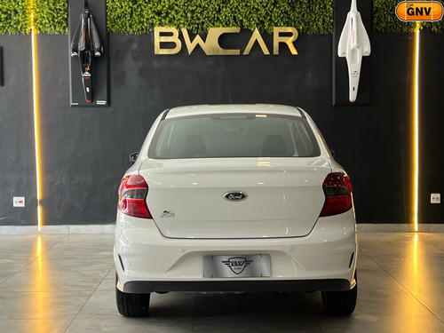 Ford Ka 1.5 TI-VCT FLEX SE PLUS SEDAN AUTOMÁTICO