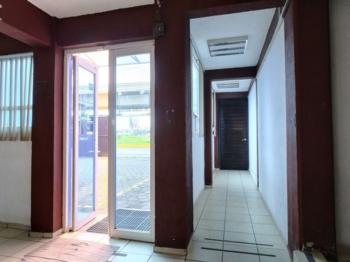 Edificio En Metepec, Cerca De Estación Del Tren Interurbano México Toluca