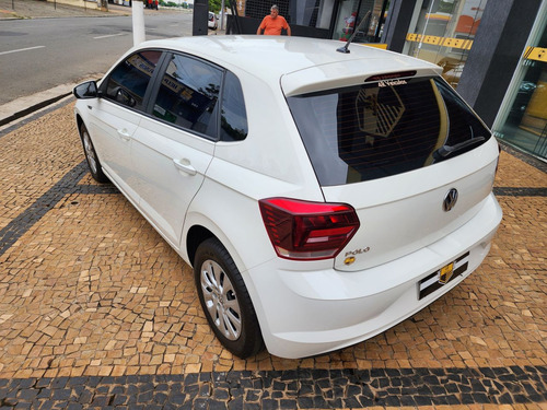 Volkswagen Polo Hatch 1.0 12V 4P MPI FLEX