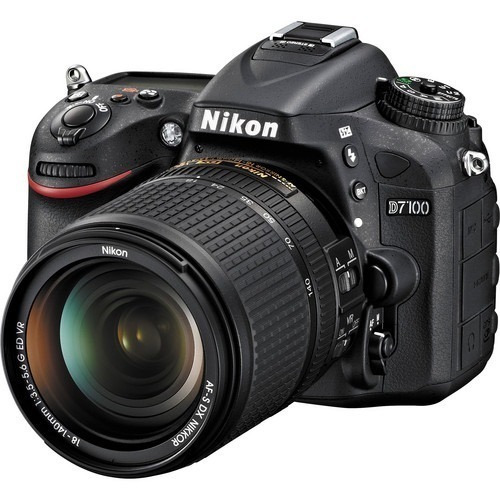 Nikon D7100  Lk C/18-140mm Vr Kit