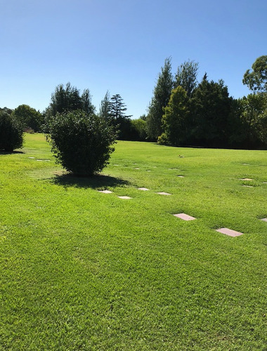 Imagen 4 de 8 de Parcela Cementerio Parque Privado Los Cipreses - Paez Vilaró