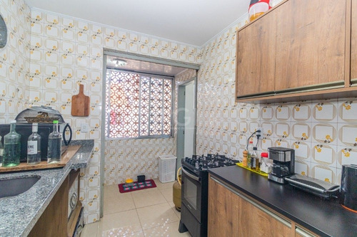 Apartamento Em Medianeira Com 2 Dormitórios - Sc12880