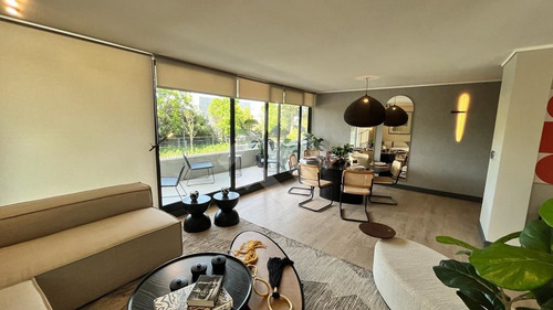 Departamento En Venta De 3 Dorm. En Vitacura