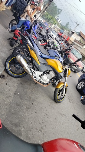 Moto Muito Bem Conservada, Ja Com Cabeçote Vela Fina