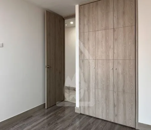 En Venta Apartamento Sector Loma De Los Mesa Envigado Piso Alto