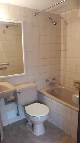 En Arriendo Amplio Depto 2d2b - Fleming / Cuarto Centenario