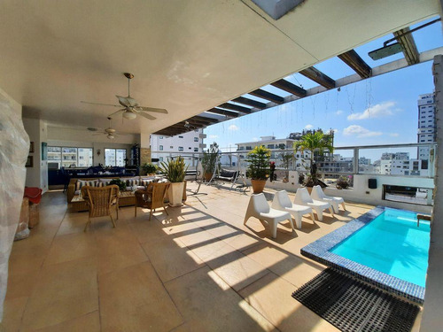 Se Vende Penthouse Con Impresionante Terraza En Piantini