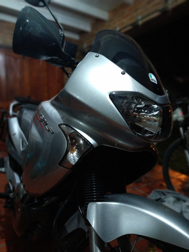 Honda Transalp 650 2006 Permuto