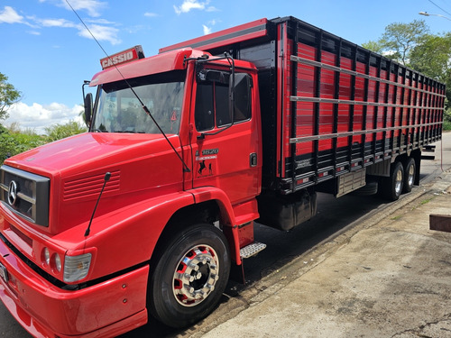 Caminhão Mercedes Benz L 1318 Com Munck Fachinni 7.5 2 H 2 M