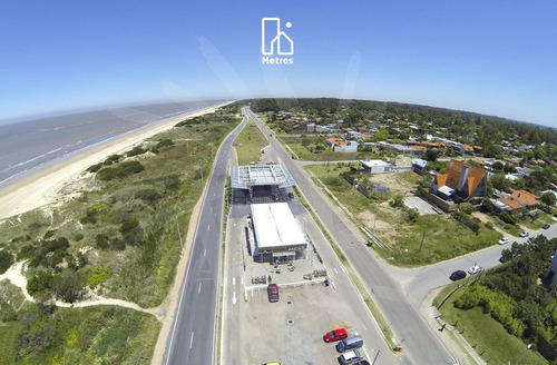 Venta Casa Barra Carrasco 3 Dormitorios - A Estrenar- Jardín Parrillero - 2 Garajes