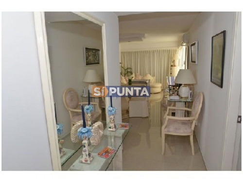 Imagen 4 de 8 de Apartamento Frente Al Mar