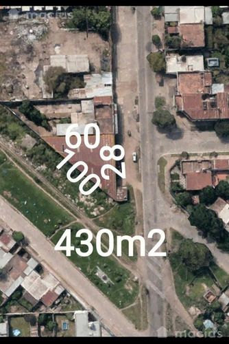 Imagen 6 de 6 de Depósito Esquina Con Amplio Frente Sobre Av. República Del L
