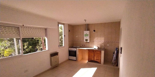 Imagen 13 de 16 de Ph En Venta - 1 Dormitorio 1 Baño 35mts2 - Berisso