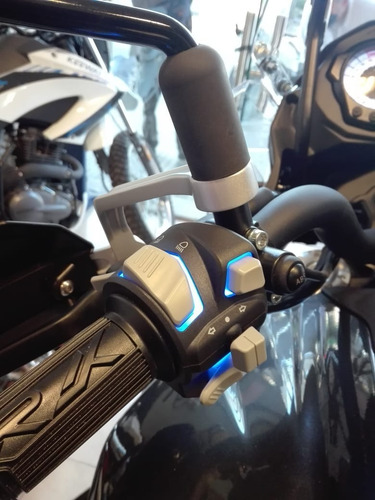 Imagen 7 de 18 de Benelli Trk 502 - Financiado Y En Efectivo! Megamoto!