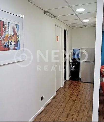 Oficina De 282m2 En Nueva De Lyon, Providencia