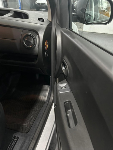 Renault Kangoo FURGON NAFTA 1.6 CADENERO