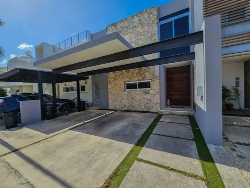 Casa · 3 Recámaras · Residencial Palmaris · Av. Huayacan · Amenidades