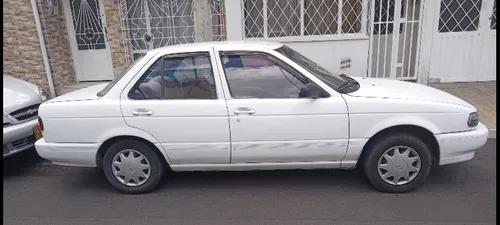 Nissan Sentra 1.6 B13 Std