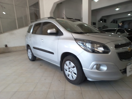 Imagen 7 de 15 de Chevrolet Spin Lt