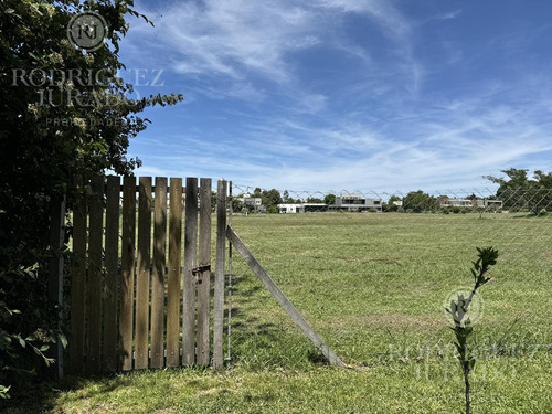Casa En Venta Los Alamos Haras Santa Maria Con Fondo Libre!