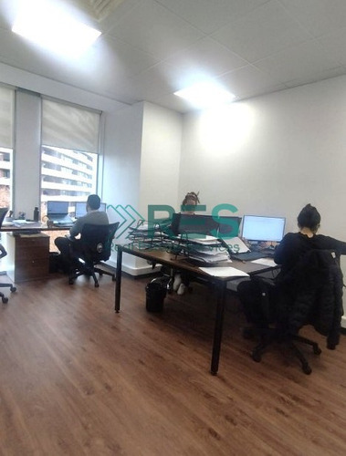 Oficina En Arriendo En Las Condes