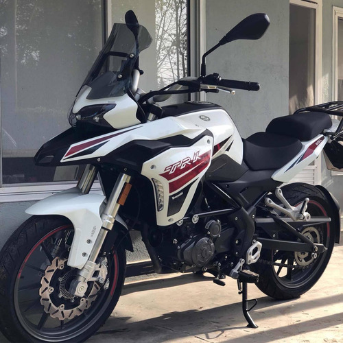 Imagen 3 de 3 de Benelli Trk 251