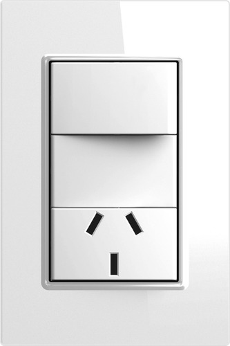 Llave Armada 1 Punto Y Toma Blanca Quadra Teclastar 15517 Color Blanco Corriente Nominal 10 A Voltaje Nominal 220v