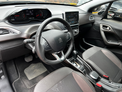 Peugeot 2008 1.6 Active