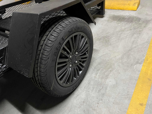 Imagen 5 de 7 de Nuevo Sin Uso Gomas Y Llantas Nuevas .
