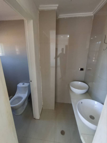 Townhouse En Villa La Fontana San Diego Socc
