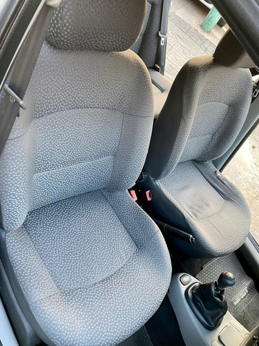 Imagen 15 de 15 de Renault Clio 1.2 Pack