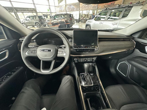 Jeep Commander Limited 1.3t Nafta