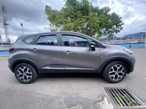 Renault Captur 2.0 Intens Automática