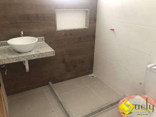 Imagem 15 de 15 de Casa Em Rua Totalmente Residencial Com Dois Quartos! Confira! - 2167