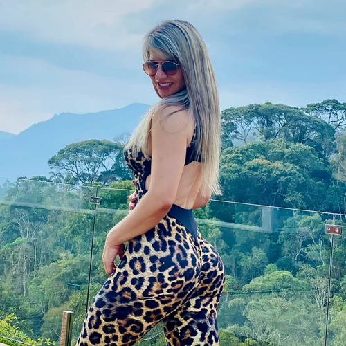 Imagem 8 de 8 de Macacão Fitness Com Franzido Efeito Levanta Bumbum Ref. 951