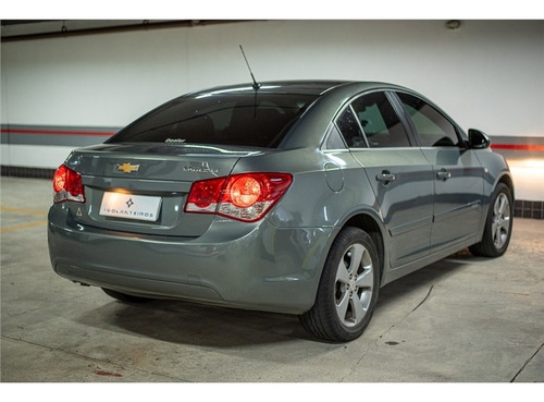 Imagem 7 de 14 de Chevrolet Cruze 1.8 Lt 16v Flex 4p Automático