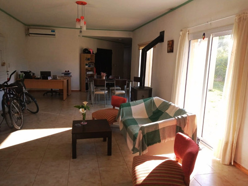Casa Quinta En Venta Con Gran Terreno En Suipacha, Provincia De Buenos Aires